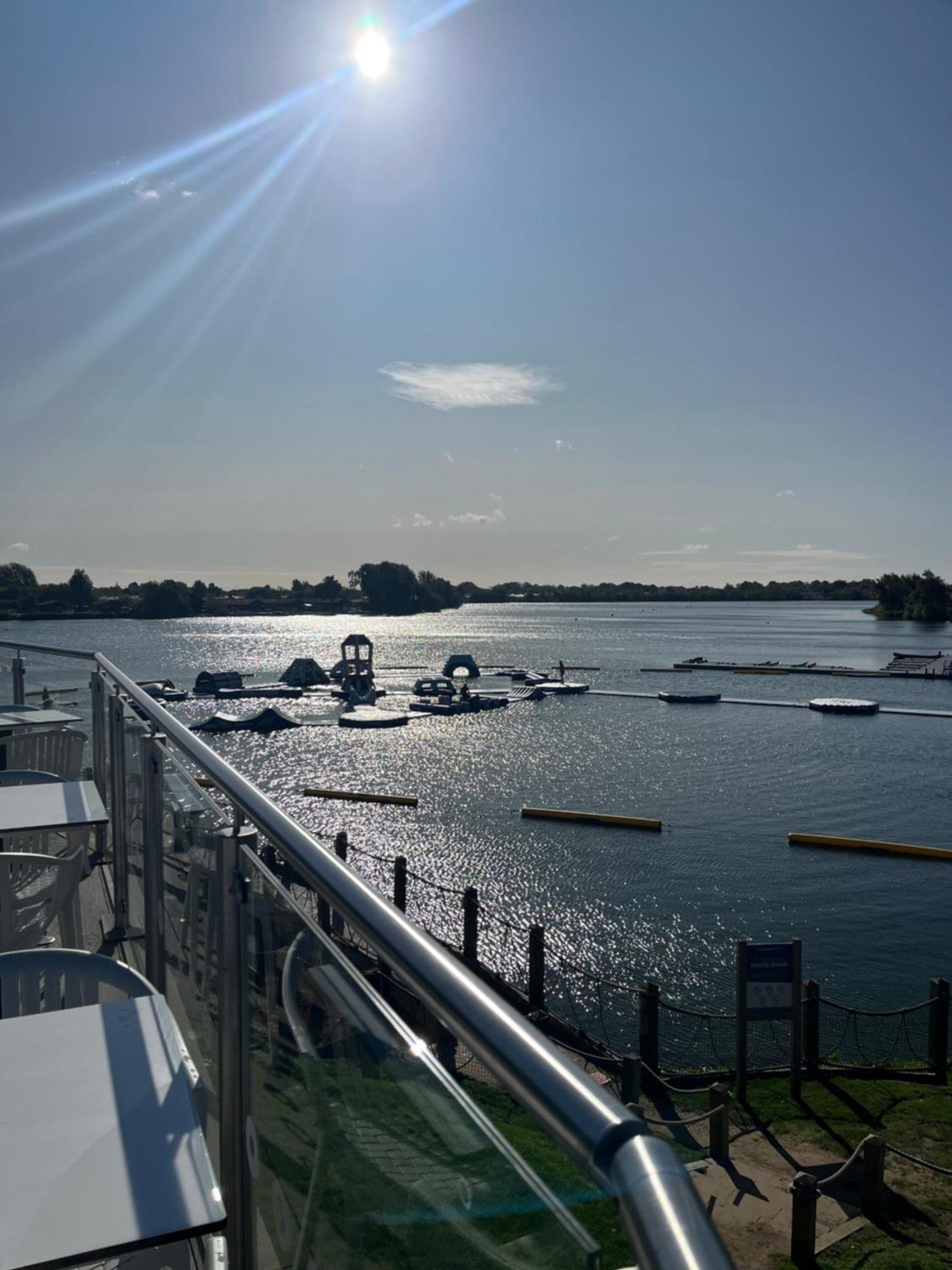 Tattershall Lakes Sunset View Caravan Lakeside, Hot Tub, Garden, Private Fishing Peg & Wifi المظهر الخارجي الصورة